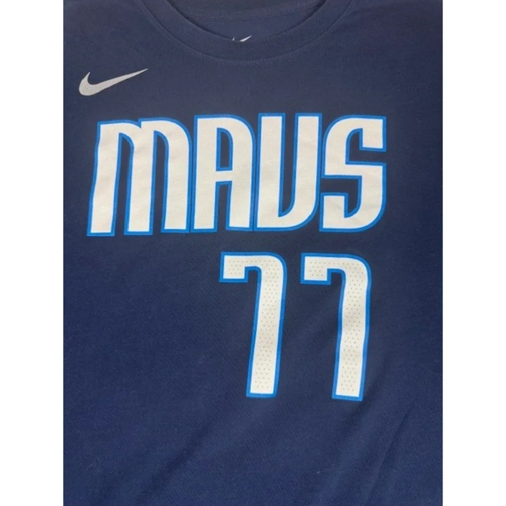 Nike T-Shirt Mens XL Luka Doncic 77 Dallas Mavericks Navy Blue Dri-FIT‎ NBA Tee